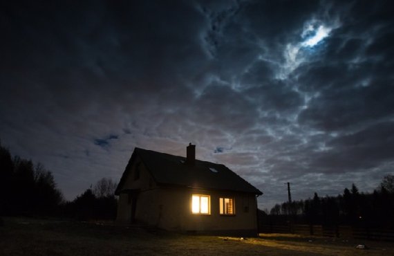 Halifax App-Controlled Burglar Alarms: Home Security for Real-Time Awareness